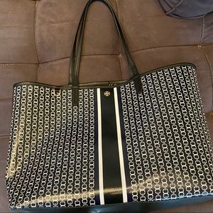 Tory Burch Gemini Link Tote Bag